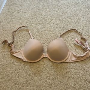 Adjustable tshirt bra (adjusts to racer back too)